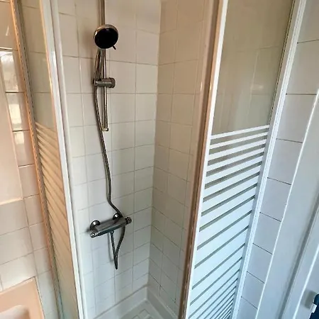 La Feuille Doree, Hyper-centre, 15min Rouen * Barentin